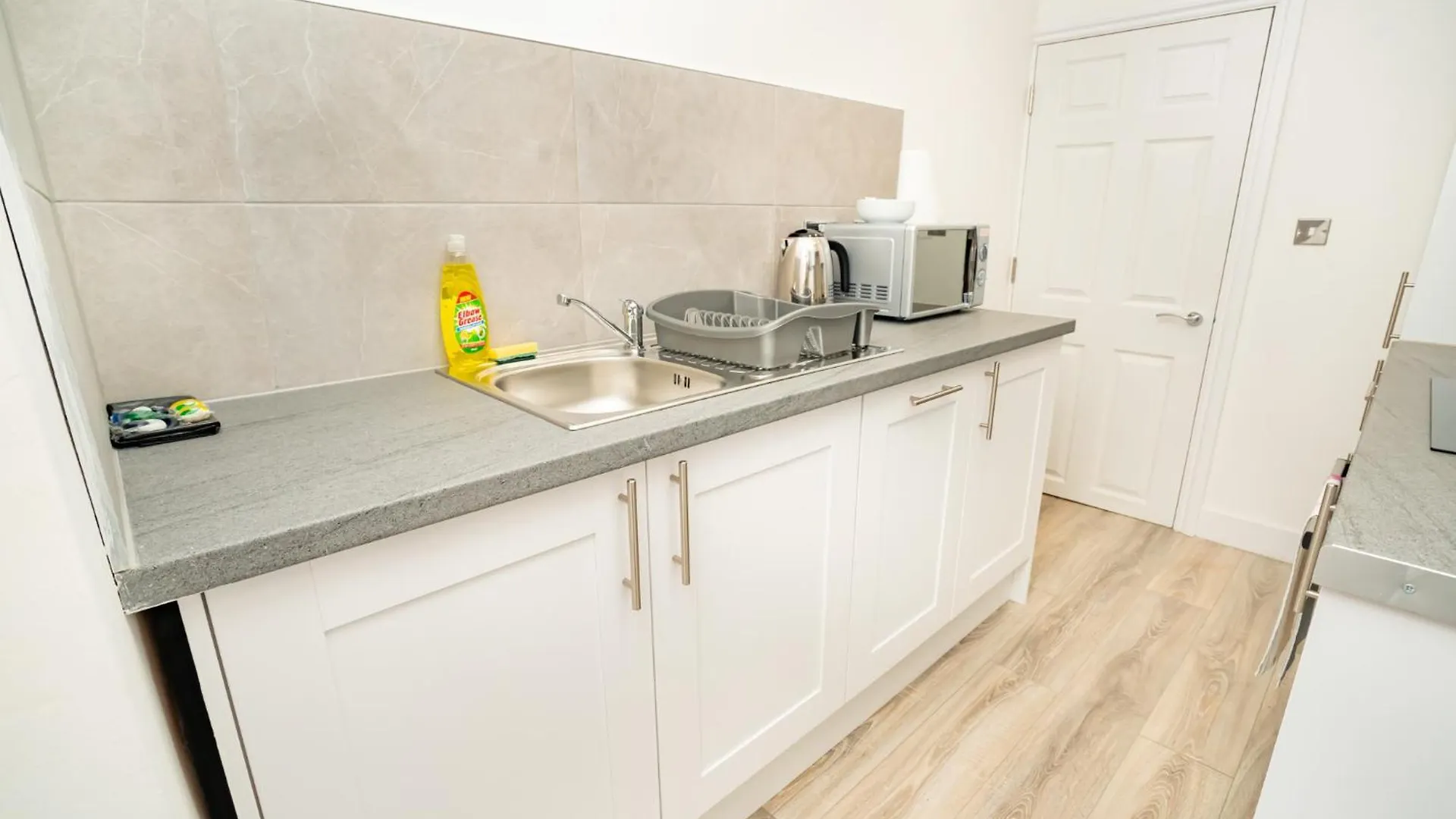 The Residence By Guestz Cheltenham