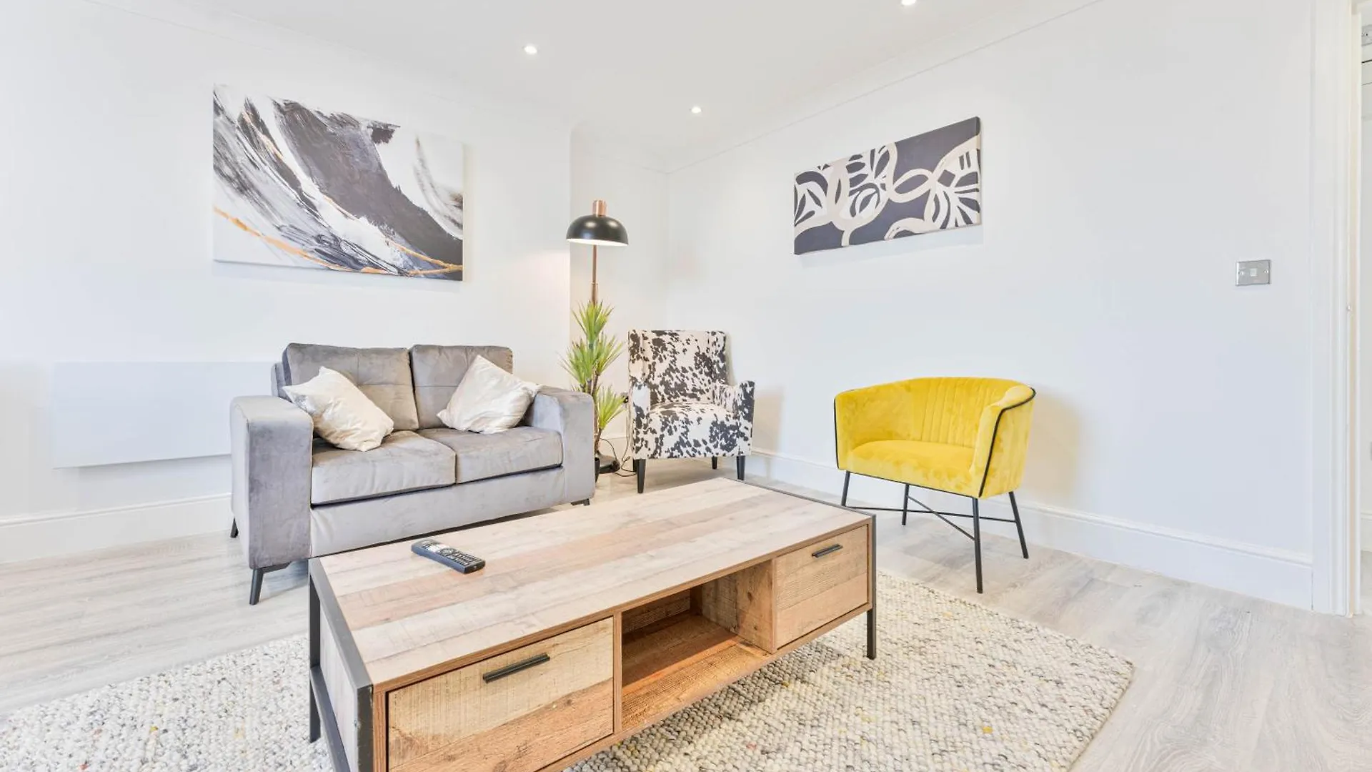 Apartment The Residence By Guestz Cheltenham
