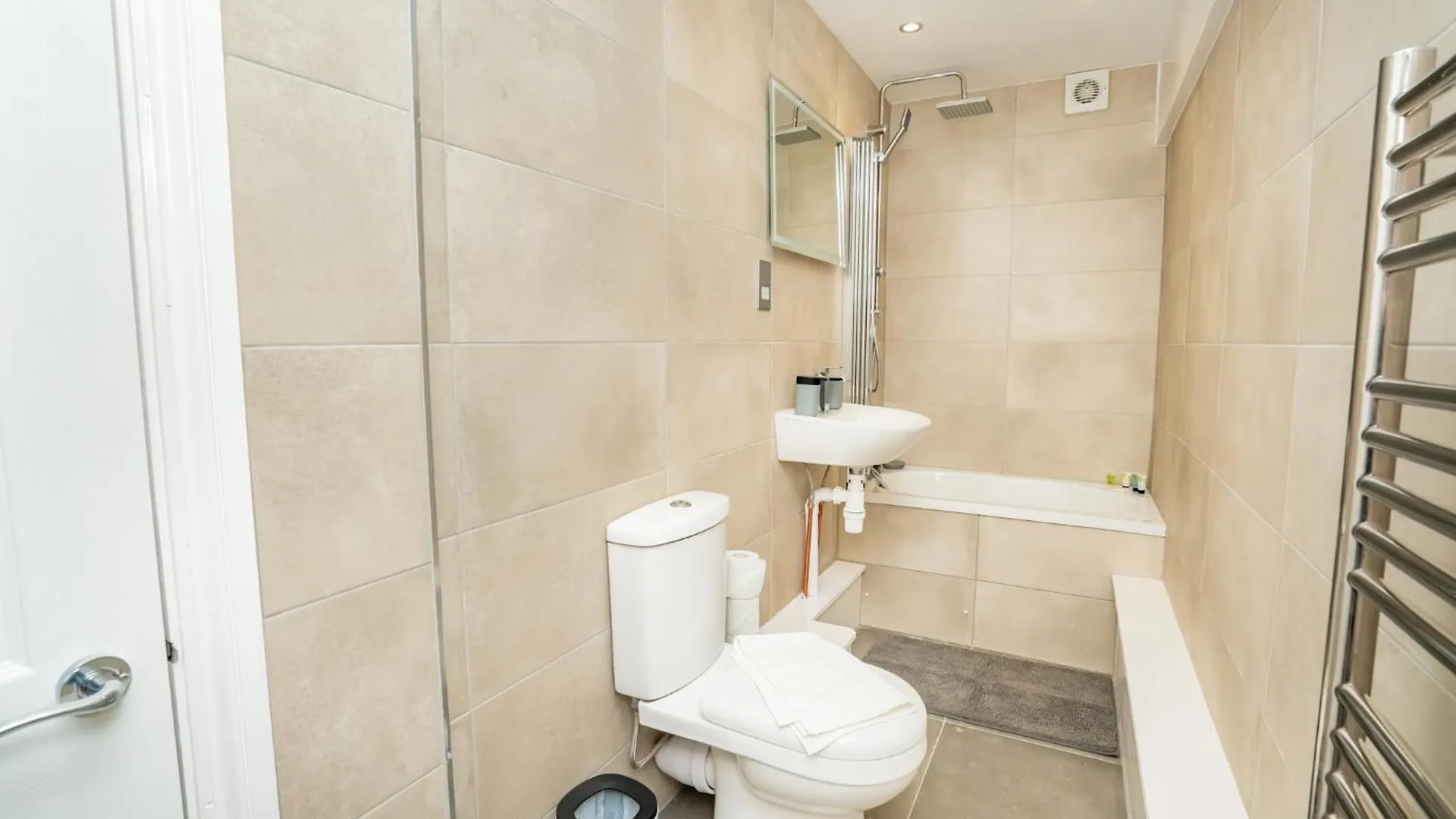 The Residence By Guestz Cheltenham 0*,  United Kingdom